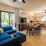 Tulum Jungle Villas - Chakra Artbat